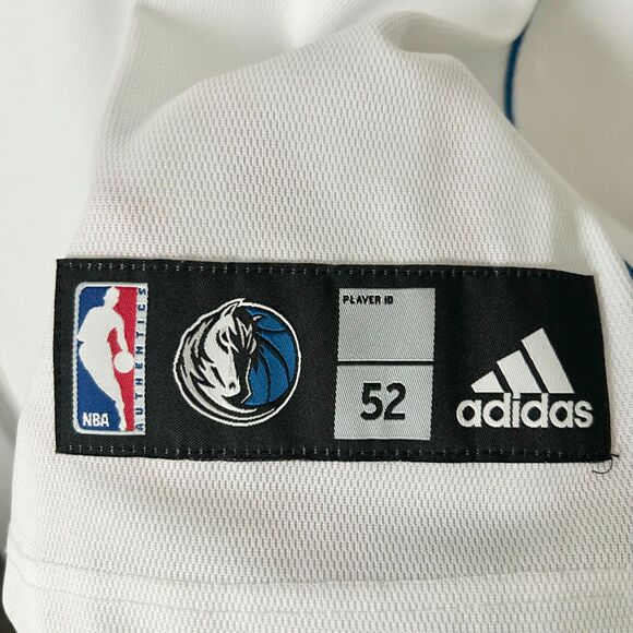 Devin Harris NBA Dallas Mavericks Adidas Men's Jersey Autographed Size 52 Large - Picture 7 of 11